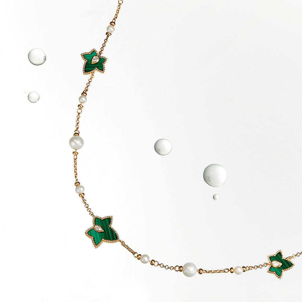 New Ivy Malachite-Freshwater Pearl Bead Necklace, 5-leaf motif