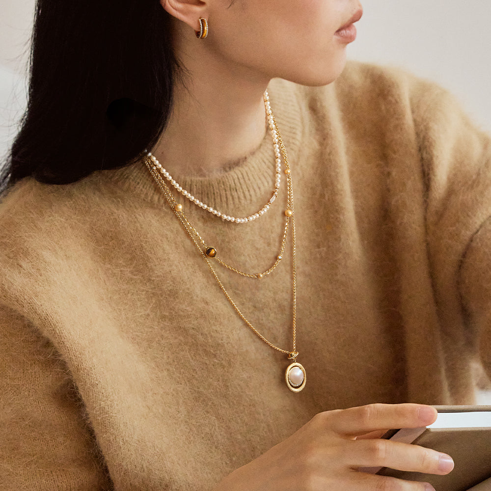 Heliocentric Freshwater Pearl Necklace