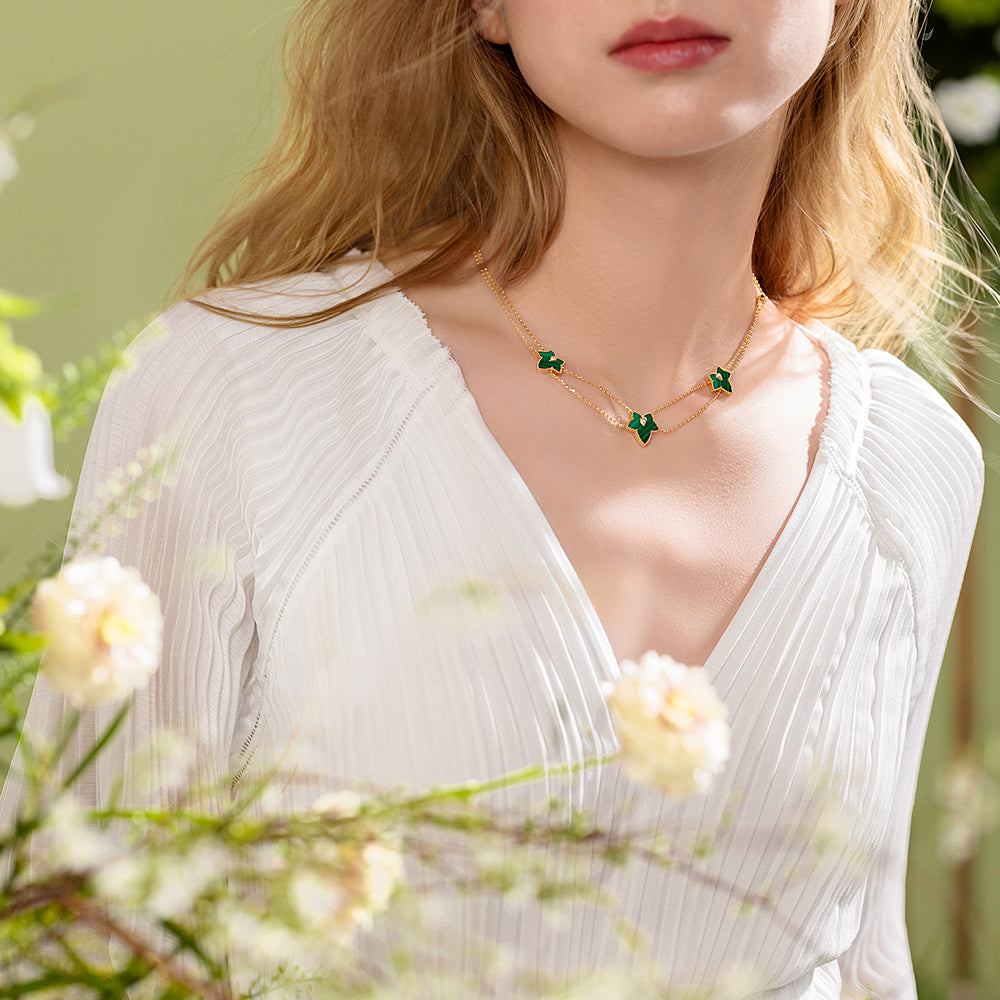 New Ivy Malachite Bead Three-Leaf Necklace
