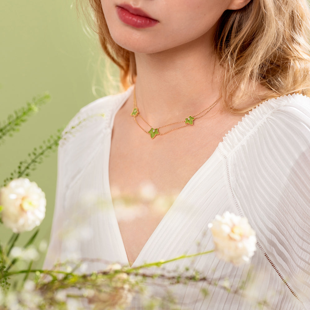 New Ivy Green Onyx Bead Three-Leaf Necklace