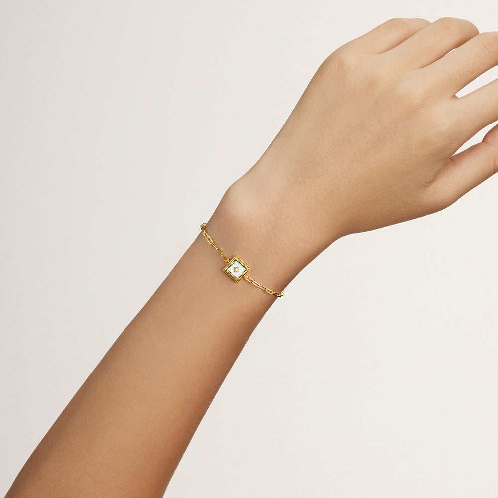 Gallery Mother-of-Pearl Stud Bracelet