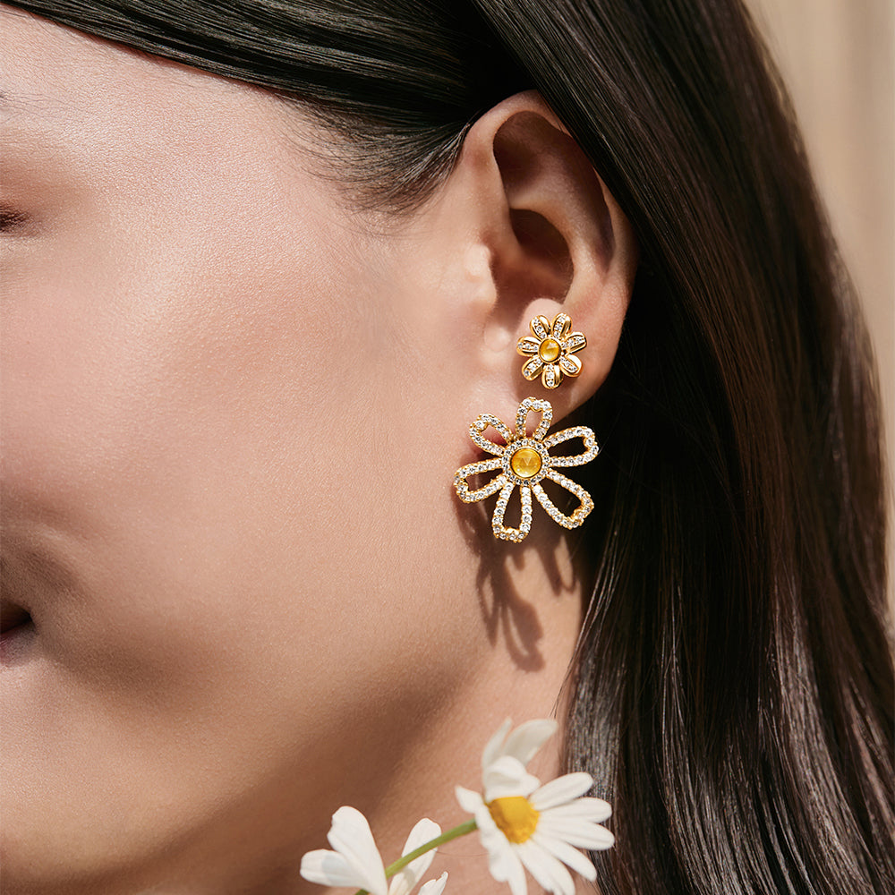 Daisy Stud Earrings
