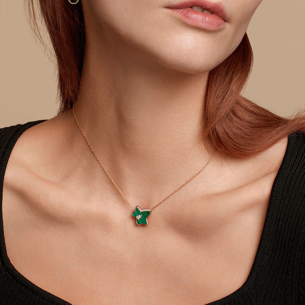 Ivy Malachite Simple Leaf Necklace