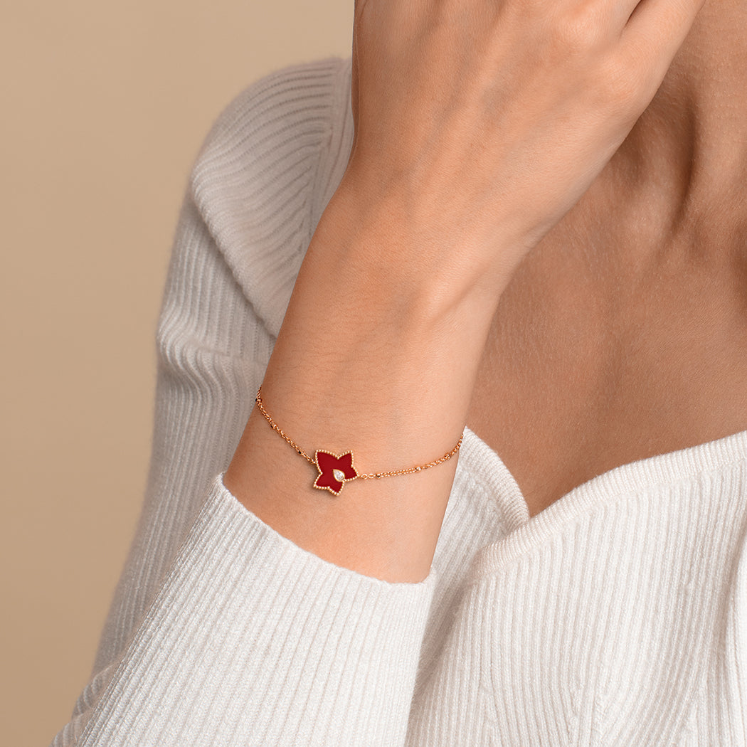 Ivy Carnelian Bead Bracelet