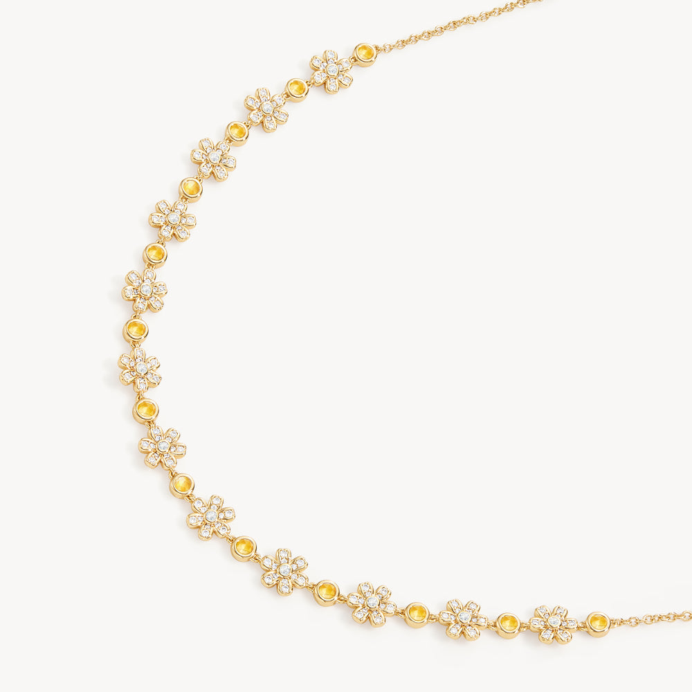 Daisy Full Bloom Choker Necklace